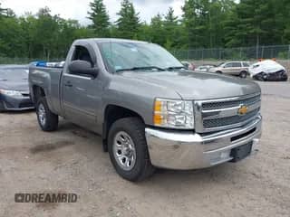 2013 Chevrolet Silverado 1500 LT with VIN 1GCNCSEA8DZ352108, listed as a IAAI auction lot 42650513 with 162,785 mi miles and . Bid and sale history available at DreamBid. Image 1.