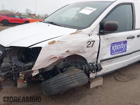 ✅ 2015 Ram Cargo Van Tradesman • VIN: 2C4JRGAG4FR701959 • Lot: 43722320. Listed on IAAI with 123,096 mi. Free auction sales archive from the USA and detailed vehicle history report at DreamBid. Image 6.