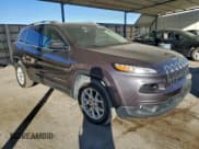 ✅ 2016 Jeep Cherokee Latitude • VIN: 1C4PJLCB0GW222975 • Лот: 96058965. Опубликован ранее на Copart с пробегом 150 938 миль. Бесплатный доступ к архиву аукционных продаж из США и подробный отчёт об истории автомобиля на DreamBid. Изображение 4.