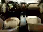 2014 Hyundai Tucson SE z VIN KM8JU3AG1EU940356, wystawiony jako Copart lot #73105114 z przebiegiem Nie podano mil oraz Szkoda całkowita • Salvage title. Historia ofert i sprzedaży dostępna na DreamBid. Obrazek 8.