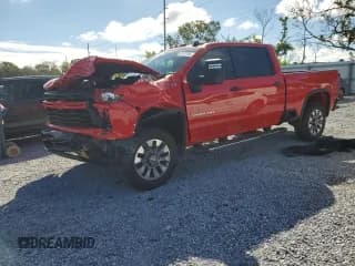 ✅ 2024 Chevrolet Silverado 2500HD Custom • VIN: 2GC4YME73R1144196 • Lot: 81902065. Wystawiony na Copart z przebiegiem 29 235 mil. Bezpłatny archiwum sprzedaży aukcyjnych z USA i szczegółowy raport historii pojazdu na DreamBid. Zdjęcie 1.
