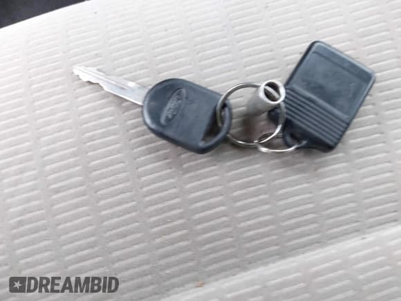 ✅ 2008 Ford Explorer XLT • VIN: 1FMEU73E88UA27506 • Lot: 43718366. Listed on IAAI with 158,588 mi. Free auction sales archive from the USA and detailed vehicle history report at DreamBid. Image 11.