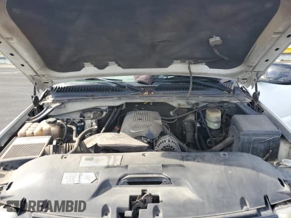 ✅ 2002 Chevrolet Silverado 2500HD • VIN: 1GCHK29U22E132147 • Lot: 91255045. Wystawiony na Copart z przebiegiem Nie podano. Bezpłatny archiwum sprzedaży aukcyjnych z USA i szczegółowy raport historii pojazdu na DreamBid. Zdjęcie 11.