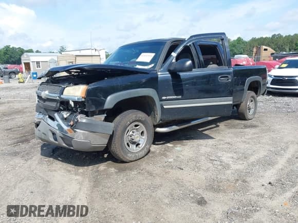 ✅ 2004 Chevrolet Silverado 2500HD LS • VIN: 1GCHC23U74F187387 • Лот: 42452518. Опубликован ранее на IAAI с пробегом 259 952 миль. Бесплатный доступ к архиву аукционных продаж из США и подробный отчёт об истории автомобиля на DreamBid. Изображение 2.