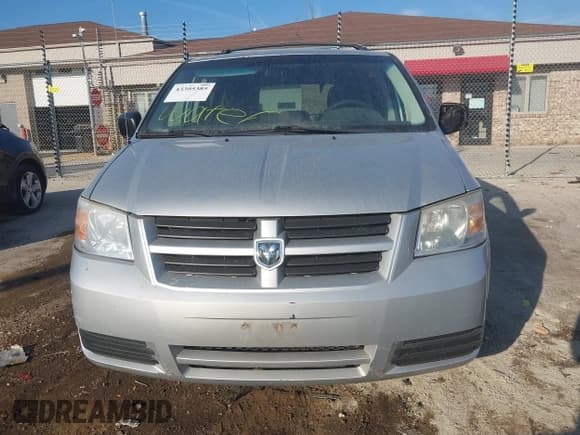 ✅ 2010 Dodge Grand Caravan SE • VIN: 2D4RN4DE4AR348609 • Lot: 43305385. Listed on IAAI with Not provided. Free auction sales archive from the USA and detailed vehicle history report at DreamBid. Image 12.