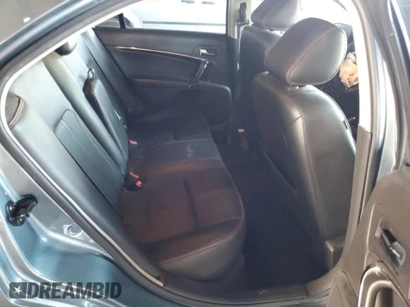 ✅ 2011 Lincoln MKZ Hybrid • VIN: 3LNDL2L30BR758977 • Lot: 84798405. Listed on Copart with 90,549 mi. Free auction sales archive from the USA and detailed vehicle history report at DreamBid. Image 10.