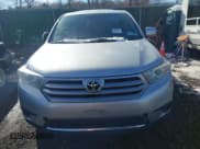 ✅ 2013 Toyota Highlander • VIN: 5TDBK3EH5DS213516 • Lot: 41594314. Listed on IAAI with Not provided. Free auction sales archive from the USA and detailed vehicle history report at DreamBid. Image 11.