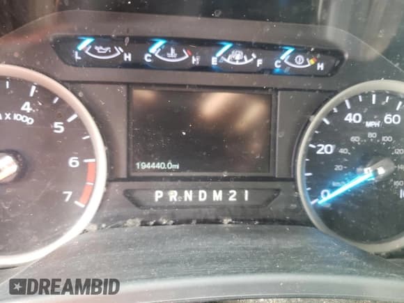 ✅ 2018 Ford F-250 XL • VIN: 1FT7X2B62JEC68396 • Lot: 47301645. Listed on Copart with 194,440 mi. Free auction sales archive from the USA and detailed vehicle history report at DreamBid. Image 9.