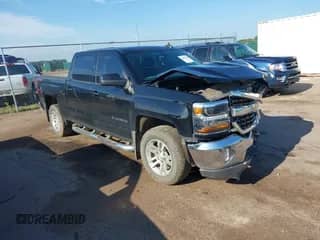 2018 Chevrolet Silverado 1500 LT z VIN 3GCUKREC3JG373646, wystawiony jako IAAI lot #42652240 z przebiegiem 66 577 mil mil oraz . Historia ofert i sprzedaży dostępna na DreamBid. Obrazek 1.