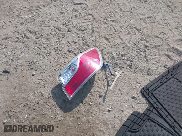 ✅ 2011 Mazda CX-9 Grand Touring • VIN: JM3TB2DA4B0302911 • Lot: 43788397. Wystawiony na IAAI z przebiegiem 202 604 mil. Bezpłatny archiwum sprzedaży aukcyjnych z USA i szczegółowy raport historii pojazdu na DreamBid. Zdjęcie 12.