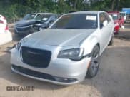✅ 2021 Chrysler 300 S • VIN: 2C3CCABGXMH549893 • Lot: 42982981. Listed on IAAI with 90,497 mi. Free auction sales archive from the USA and detailed vehicle history report at DreamBid. Image 18.