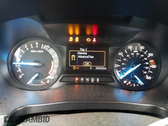 ✅ 2018 Ford Explorer • VIN: 1FM5K8BH1JGC95714 • Lot: 73201214. Listed on Copart with 304,532 mi. Free auction sales archive from the USA and detailed vehicle history report at DreamBid. Image 9.