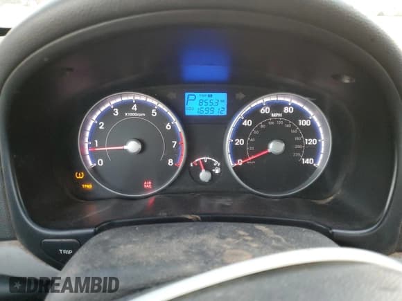 ✅ 2011 Hyundai Accent GLS • VIN: KMHCN4AC8BU605308 • Лот: 83220034. Опубликован ранее на Copart с пробегом 169 912 миль. Бесплатный доступ к архиву аукционных продаж из США и подробный отчёт об истории автомобиля на DreamBid. Изображение 9.