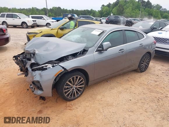 ✅ 2022 BMW 2 Series 228i • VIN: WBA53AK01N7K15253 • Lot: 42091484. Wystawiony na IAAI z przebiegiem 29 489 mil. Bezpłatny archiwum sprzedaży aukcyjnych z USA i szczegółowy raport historii pojazdu na DreamBid. Zdjęcie 2.