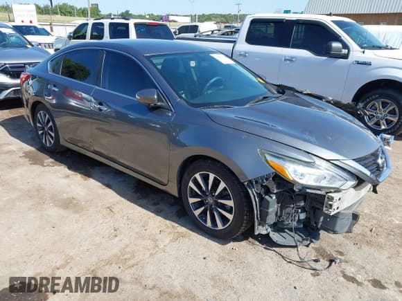✅ 2017 Nissan Altima SV • VIN: 1N4AL3AP8HC178604 • Lot: 42851926. Listed on IAAI with 101,217 mi. Free auction sales archive from the USA and detailed vehicle history report at DreamBid. Image 1.