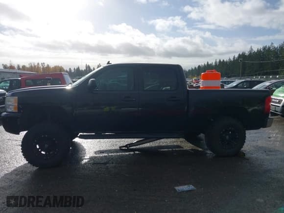 ✅ 2008 Chevrolet Silverado 1500 LTZ • VIN: 2GCEK13Y481168215 • Lot: 43609430. Listed on IAAI with 166,880 mi. Free auction sales archive from the USA and detailed vehicle history report at DreamBid. Image 14.