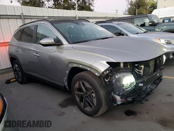 ✅ 2025 Hyundai Tucson SEL Convenience • VIN: KM8JCDD18SU343040 • Lot: 91242225. Listed on Copart with 2,752 mi. Free auction sales archive from the USA and detailed vehicle history report at DreamBid. Image 4.