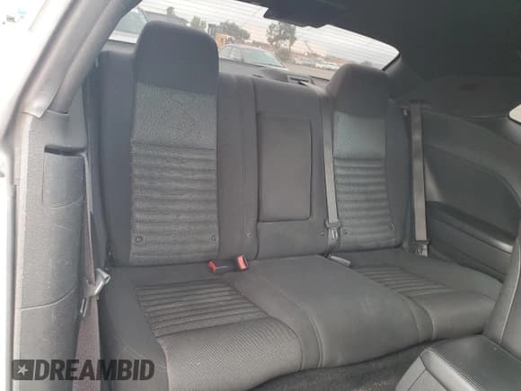 ✅ 2014 Dodge Challenger SXT • VIN: 2C3CDYAG7EH277084 • Lot: 80559344. Wystawiony na Copart z przebiegiem 90 424 mil. Bezpłatny archiwum sprzedaży aukcyjnych z USA i szczegółowy raport historii pojazdu na DreamBid. Zdjęcie 10.