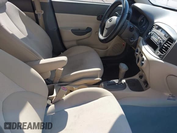 ✅ 2009 Hyundai Accent Auto GLS • VIN: KMHCN46C39U382145 • Лот: 42418011. Опубликован ранее на IAAI с пробегом 107 382 миль. Бесплатный доступ к архиву аукционных продаж из США и подробный отчёт об истории автомобиля на DreamBid. Изображение 5.