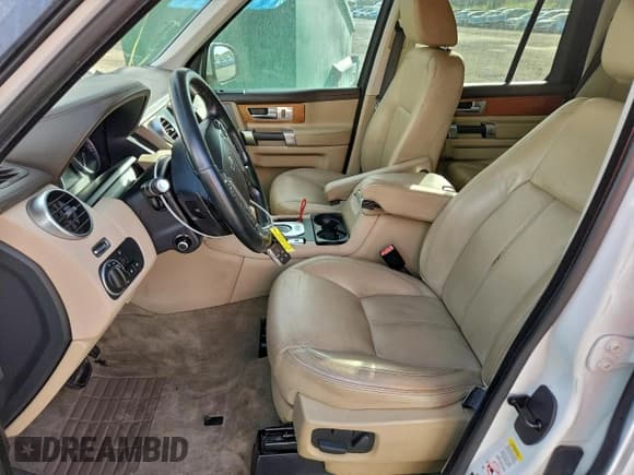 ✅ 2016 Land Rover LR4 HSE Lux • VIN: SALAK2V61GA798836 • Лот: 94708755. Опубликован ранее на Copart с пробегом 157 818 миль. Бесплатный доступ к архиву аукционных продаж из США и подробный отчёт об истории автомобиля на DreamBid. Изображение 7.