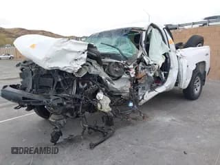 ✅ 2011 Chevrolet Silverado 1500 Work Truck • VIN: 1GCNKPEA8BZ277777 • Lot: 41569855. Wystawiony na IAAI z przebiegiem Nie podano. Bezpłatny archiwum sprzedaży aukcyjnych z USA i szczegółowy raport historii pojazdu na DreamBid. Zdjęcie 6.