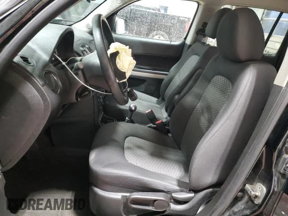 ✅ 2009 Chevrolet HHR LS • VIN: 3GNCA33B59S500659 • Lot: 85256504. Listed on Copart with 115,113 mi. Free auction sales archive from the USA and detailed vehicle history report at DreamBid. Image 7.