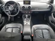 ✅ 2017 Audi A3 Premium • VIN: WAUAUGFF7H1040883 • Лот: 85934195. Опубликован ранее на Copart с пробегом 67 320 миль. Бесплатный доступ к архиву аукционных продаж из США и подробный отчёт об истории автомобиля на DreamBid. Изображение 8.