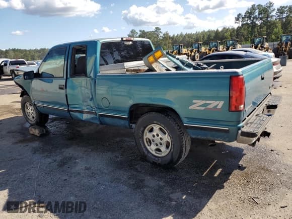 ✅ 1998 GMC Sierra 1500 • VIN: 2GTEK19R8W1537316 • Лот: 85096605. Опубликован ранее на Copart с пробегом 163 922 миль. Бесплатный доступ к архиву аукционных продаж из США и подробный отчёт об истории автомобиля на DreamBid. Изображение 2.