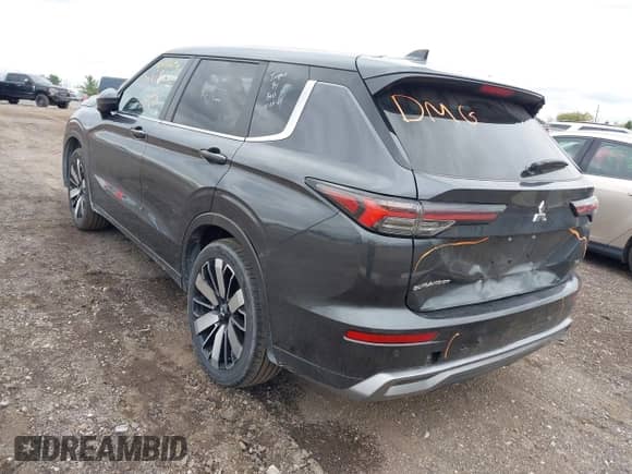 2025 Mitsubishi Outlander SE с VIN JA4J4VA85SZ016343, выставлен на аукционе IAAI как лот 43576196 с пробегом 8 608 миль миль и . История ставок и продаж доступна на DreamBid. Изображение 3.