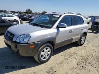 2005 Hyundai Tucson GLS with VIN KM8JN12D15U086507, listed as a Copart auction lot 81055335 with 212,914 mi miles and Clean title. Bid and sale history available at DreamBid. Image 1.