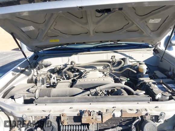 ✅ 2003 Toyota Sequoia SR5 • VIN: 5TDZT34A83S186830 • Lot: 43800247. Listed on IAAI with 236,923 mi. Free auction sales archive from the USA and detailed vehicle history report at DreamBid. Image 10.