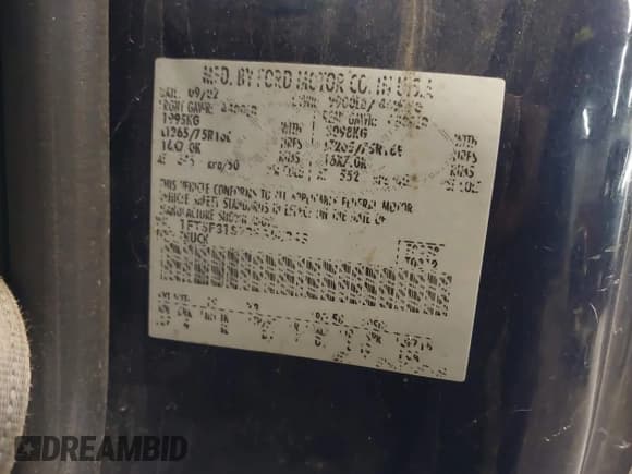 ✅ 2003 Ford F-350 XL • VIN: 1FTSF31S93EA58348 • Лот: 43252673. Опубликован ранее на IAAI с пробегом Не указан. Бесплатный доступ к архиву аукционных продаж из США и подробный отчёт об истории автомобиля на DreamBid. Изображение 9.