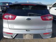 ✅ 2018 Kia Niro LX • VIN: KNDCB3LC3J5178455 • Lot: 43612837. Listed on IAAI with 88,572 mi. Free auction sales archive from the USA and detailed vehicle history report at DreamBid. Image 17.