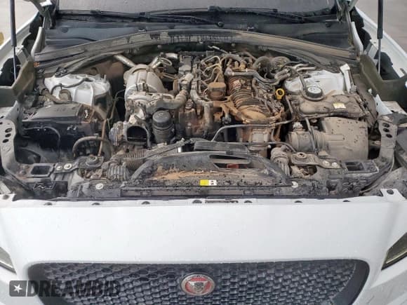 ✅ 2018 Jaguar F-Pace 20d Prestige • VIN: SADCK2FN9JA255073 • Lot: 54327105. Wystawiony na Copart z przebiegiem 80 010 mil. Bezpłatny archiwum sprzedaży aukcyjnych z USA i szczegółowy raport historii pojazdu na DreamBid. Zdjęcie 12.