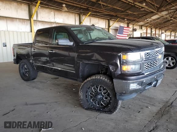 ✅ 2015 Chevrolet Silverado 1500 LTZ • VIN: 3GCUKSEJ7FG328089 • Lot: 52031135. Wystawiony na Copart z przebiegiem 146 614 mil. Bezpłatny archiwum sprzedaży aukcyjnych z USA i szczegółowy raport historii pojazdu na DreamBid. Zdjęcie 4.