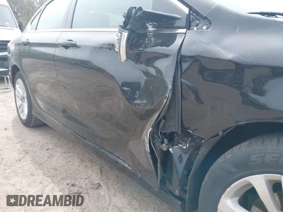 ✅ 2015 Chrysler 200 Limited • VIN: 1C3CCCAB6FN588900 • Лот: 42139791. Опубликован ранее на IAAI с пробегом 132 413 миль. Бесплатный доступ к архиву аукционных продаж из США и подробный отчёт об истории автомобиля на DreamBid. Изображение 6.