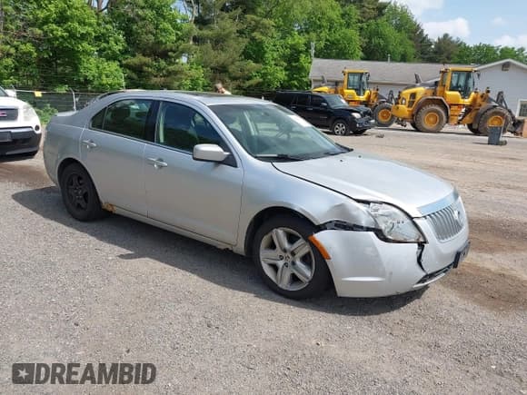 ✅ 2011 Mercury Milan • VIN: 3MEHM0HA5BR602401 • Лот: 42287369. Опубликован ранее на IAAI с пробегом 100 139 миль. Бесплатный доступ к архиву аукционных продаж из США и подробный отчёт об истории автомобиля на DreamBid. Изображение 1.