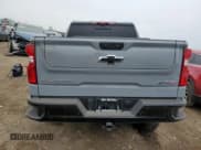 ✅ 2025 Chevrolet Silverado 1500 • VIN: 3GCUKHE81SG131512 • Лот: 53326985. Опубликован ранее на Copart с пробегом 2 852 миль. Бесплатный доступ к архиву аукционных продаж из США и подробный отчёт об истории автомобиля на DreamBid. Изображение 6.