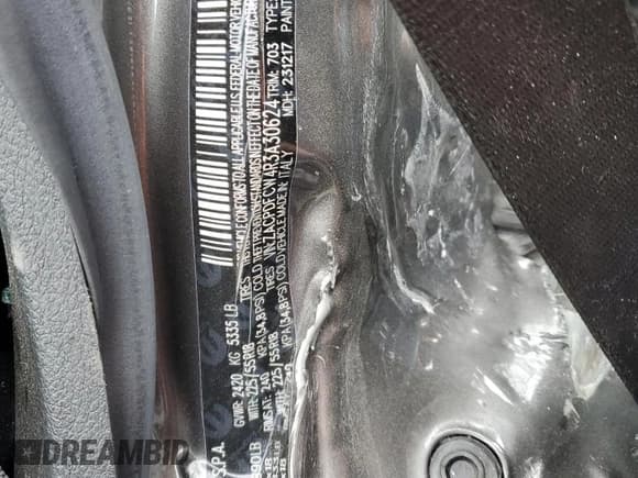 ✅ 2024 Dodge Hornet R/T • VIN: ZACPDFCW4R3A30624 • Lot: 90886205. Listed on Copart with 32,483 mi. Free auction sales archive from the USA and detailed vehicle history report at DreamBid. Image 14.