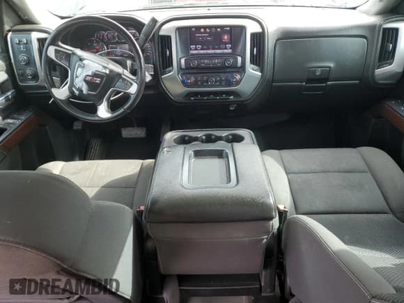 ✅ 2016 GMC Sierra 1500 • VIN: 3GTU2MEH6GG200680 • Lot: 82417134. Wystawiony na Copart z przebiegiem 121 912 mil. Bezpłatny archiwum sprzedaży aukcyjnych z USA i szczegółowy raport historii pojazdu na DreamBid. Zdjęcie 8.