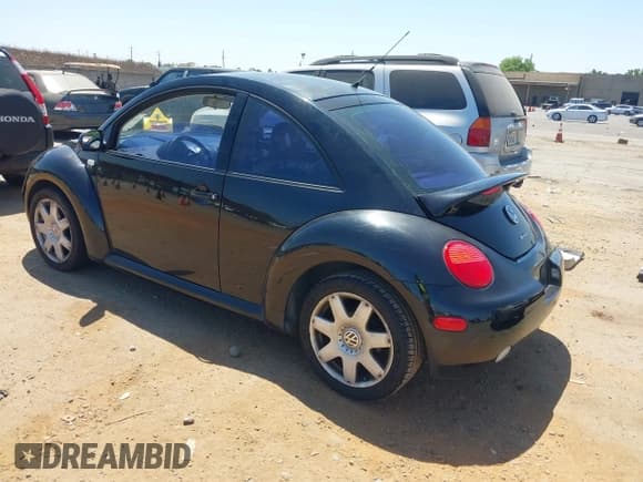 ✅ 2001 Volkswagen Beetle GLX • VIN: 3VWDD21C61M464786 • Лот: 42625908. Опубликован ранее на IAAI с пробегом 88 696 миль. Бесплатный доступ к архиву аукционных продаж из США и подробный отчёт об истории автомобиля на DreamBid. Изображение 3.