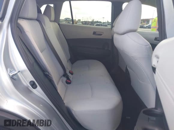 ✅ 2025 Toyota Corolla Cross L • VIN: 7MUAAAAG9SV145854 • Lot: 43713390. Wystawiony na IAAI z przebiegiem 3 767 mil. Bezpłatny archiwum sprzedaży aukcyjnych z USA i szczegółowy raport historii pojazdu na DreamBid. Zdjęcie 8.