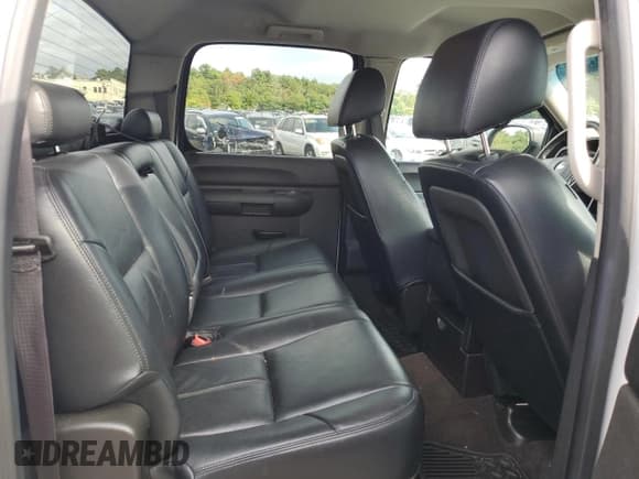 ✅ 2013 Chevrolet Silverado 1500 LT • VIN: 3GCPKSE71DG276067 • Lot: 72164484. Listed on Copart with 136,557 mi. Free auction sales archive from the USA and detailed vehicle history report at DreamBid. Image 10.