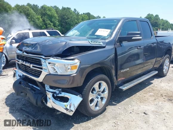 ✅ 2021 Ram 1500 Big Horn • VIN: 1C6SRFBT4MN822342 • Lot: 42570740. Wystawiony na IAAI z przebiegiem 152 107 mil. Bezpłatny archiwum sprzedaży aukcyjnych z USA i szczegółowy raport historii pojazdu na DreamBid. Zdjęcie 17.