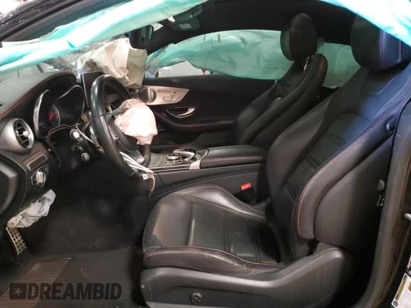 ✅ 2018 Mercedes-Benz C 43 AMG • VIN: WDDWJ6EBXJF741880 • Lot: 85888005. Wystawiony na Copart z przebiegiem 72 576 mil. Bezpłatny archiwum sprzedaży aukcyjnych z USA i szczegółowy raport historii pojazdu na DreamBid. Zdjęcie 7.