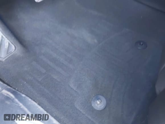 ✅ 2021 Chevrolet Silverado 1500 RST • VIN: 3GCUYEET2MG391955 • Lot: 41295635. Listed on IAAI with 67,906 mi. Free auction sales archive from the USA and detailed vehicle history report at DreamBid. Image 18.