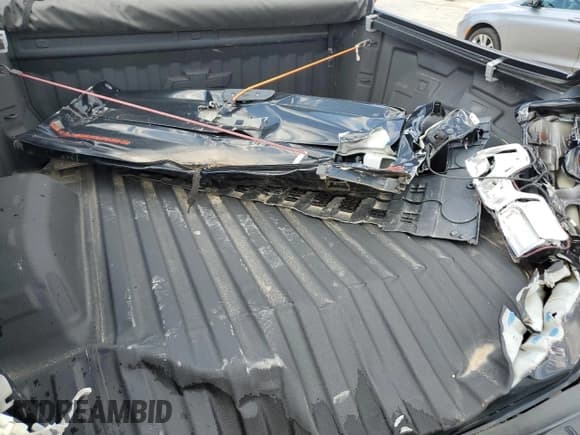 ✅ 2022 Chevrolet Silverado 1500 LT Trail Boss • VIN: 3GCUDFETXNG503890 • Lot: 55646935. Wystawiony na Copart z przebiegiem 32 407 mil. Bezpłatny archiwum sprzedaży aukcyjnych z USA i szczegółowy raport historii pojazdu na DreamBid. Zdjęcie 12.