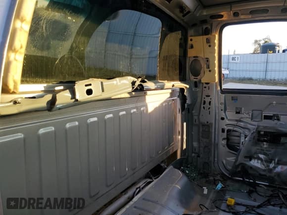 ✅ 2000 GMC Sierra 1500 SLE • VIN: 1GTEK14TXYZ273870 • Лот: 87447194. Опубликован ранее на Copart с пробегом Не указан. Бесплатный доступ к архиву аукционных продаж из США и подробный отчёт об истории автомобиля на DreamBid. Изображение 10.