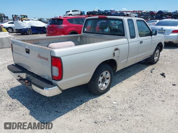 ✅ 1998 Nissan Frontier XE • VIN: 1N6DD26SXWC348595 • Lot: 42577261. Listed on IAAI with Not provided. Free auction sales archive from the USA and detailed vehicle history report at DreamBid. Image 4.