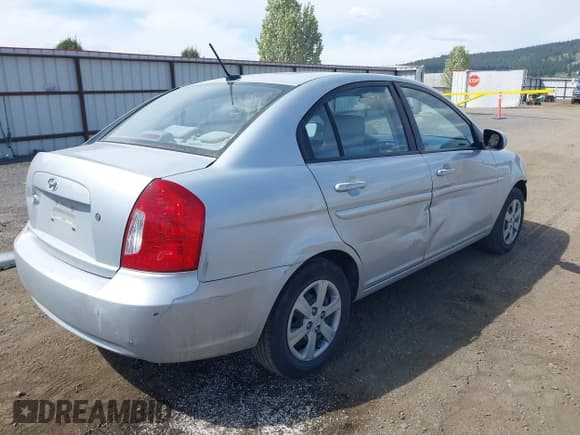 ✅ 2010 Hyundai Accent GLS • VIN: KMHCN4AC1AU476326 • Лот: 42141297. Опубликован ранее на IAAI с пробегом 203 607 миль. Бесплатный доступ к архиву аукционных продаж из США и подробный отчёт об истории автомобиля на DreamBid. Изображение 4.